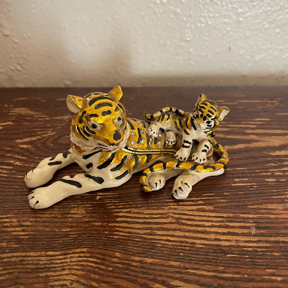 CRISTIANI COLLEZIONI  Tiger and Cub Trinket Box Pewter Enameled Jeweled
